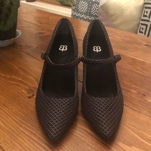 Betabrand pumps